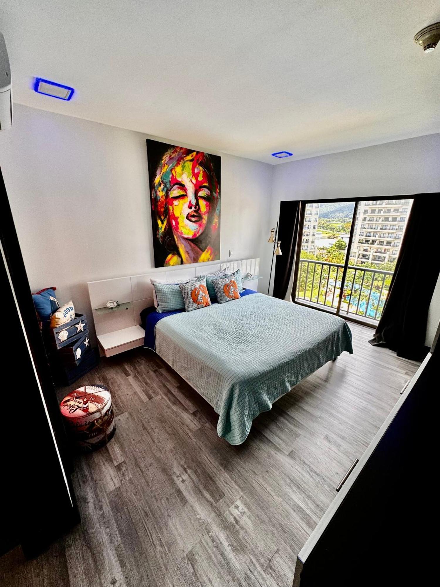 Luxury At Bay, Costa Rica's *
