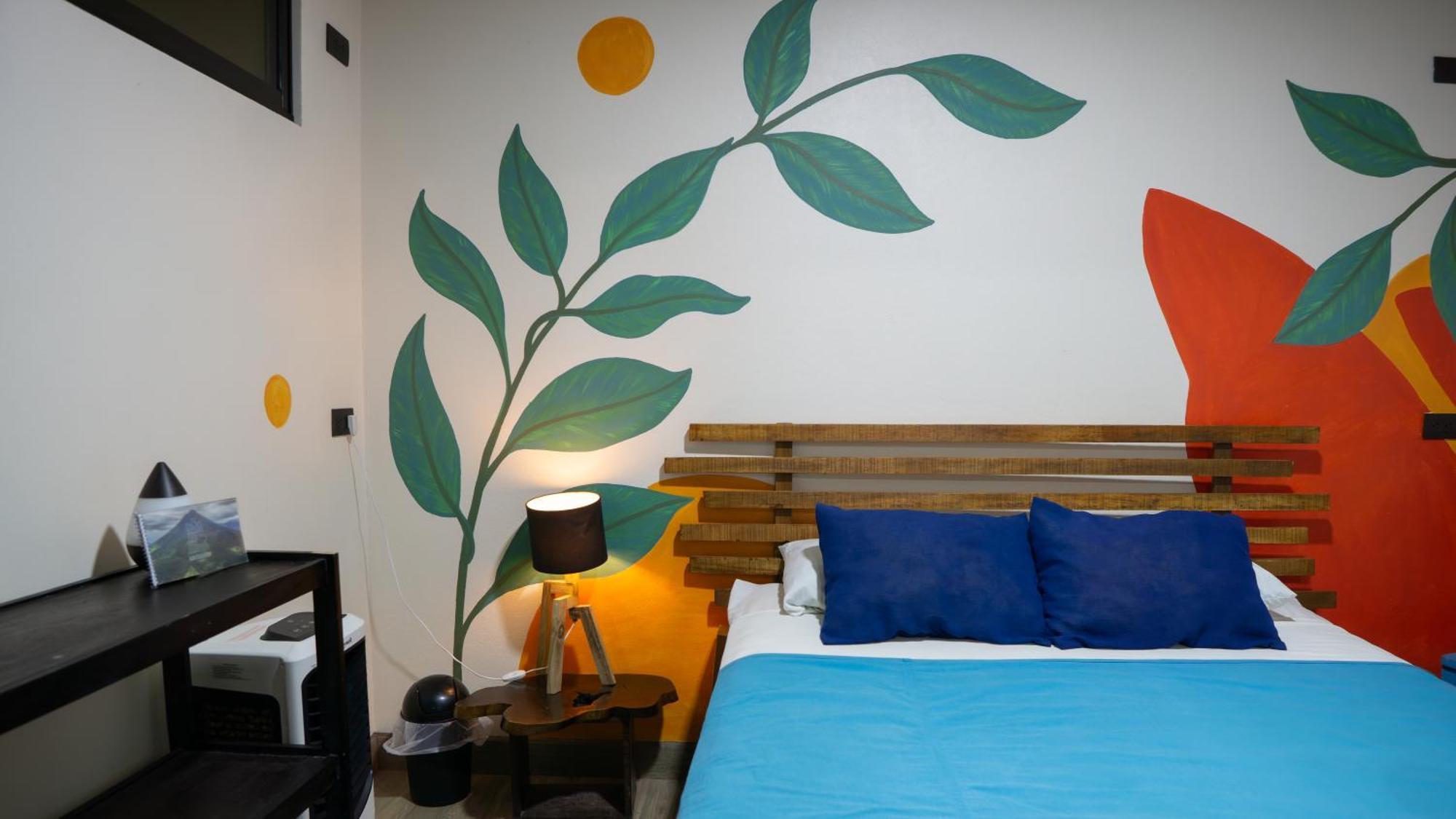 Argdivan Hostel *