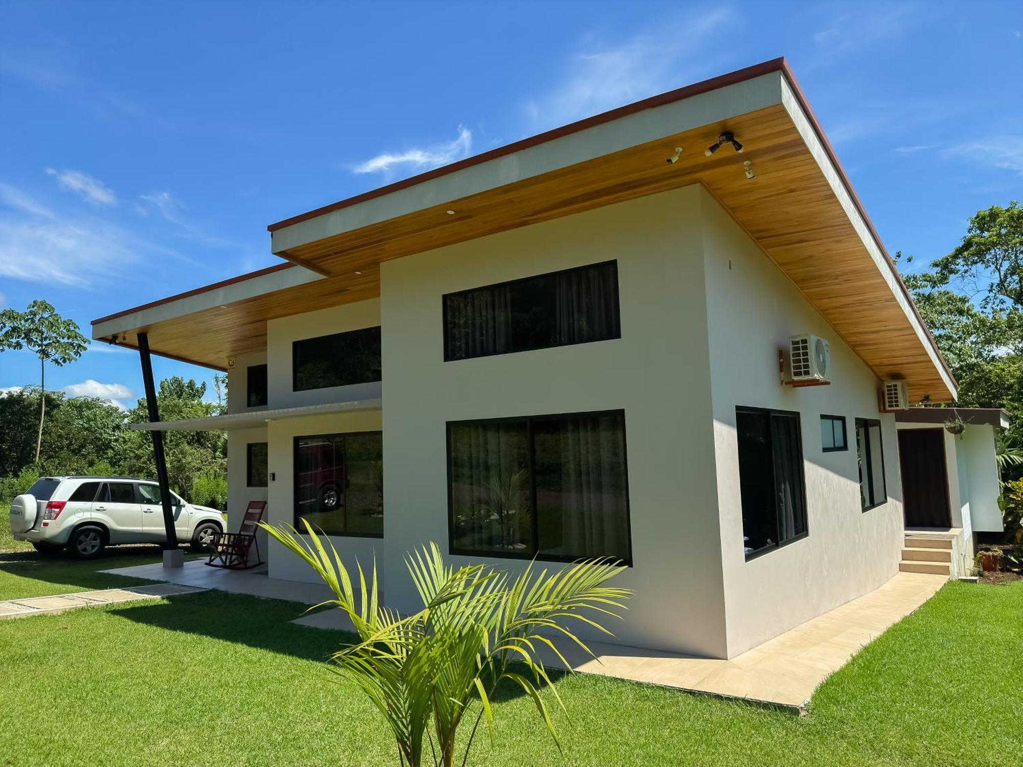 Oro Lodge *