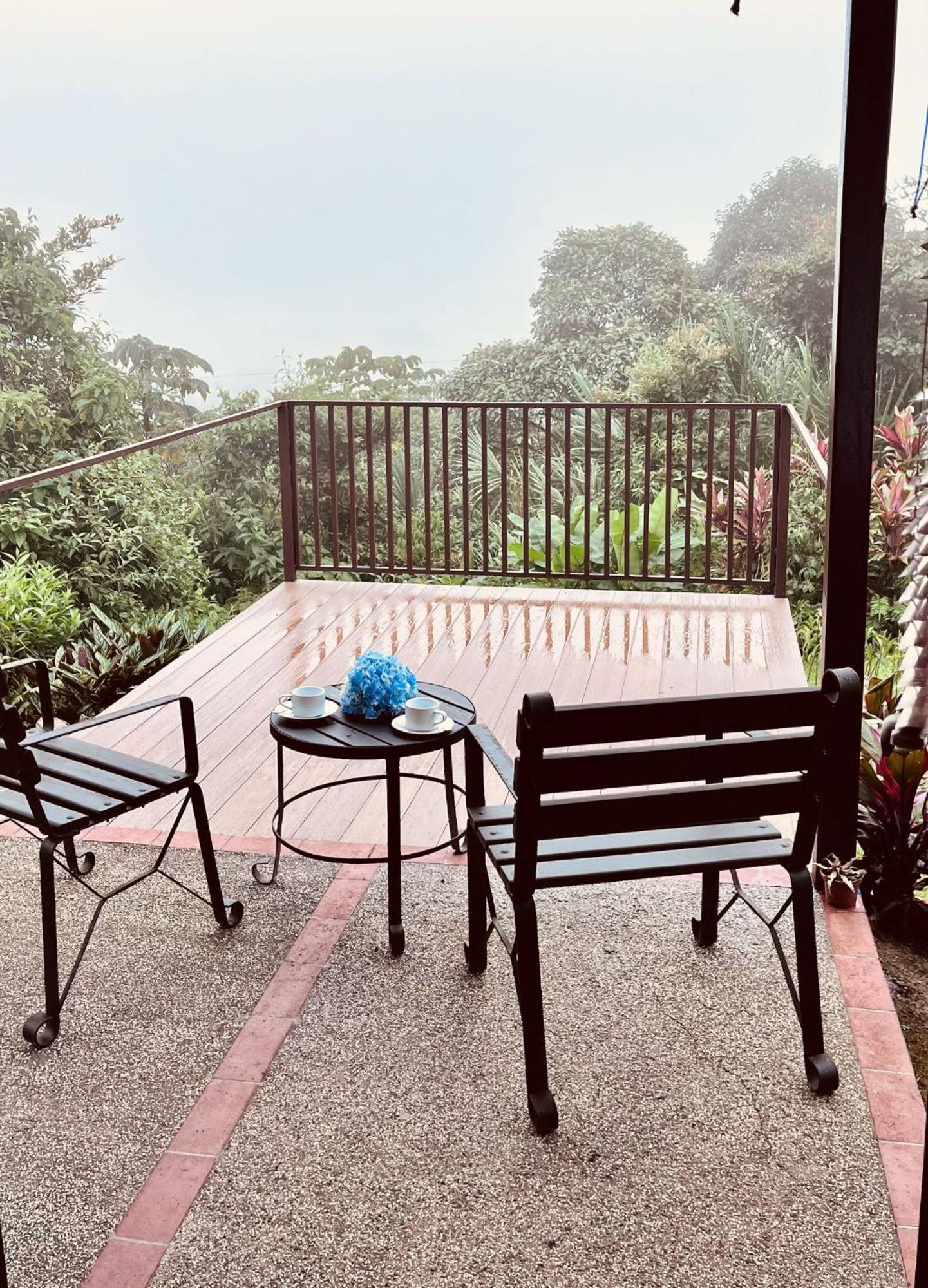 Blanca Cloud Forest & Retreat Hotel