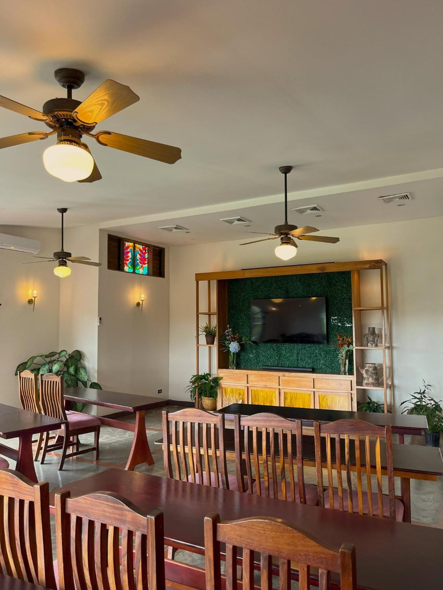 Hotel Blanca Cloud Forest & Retreat