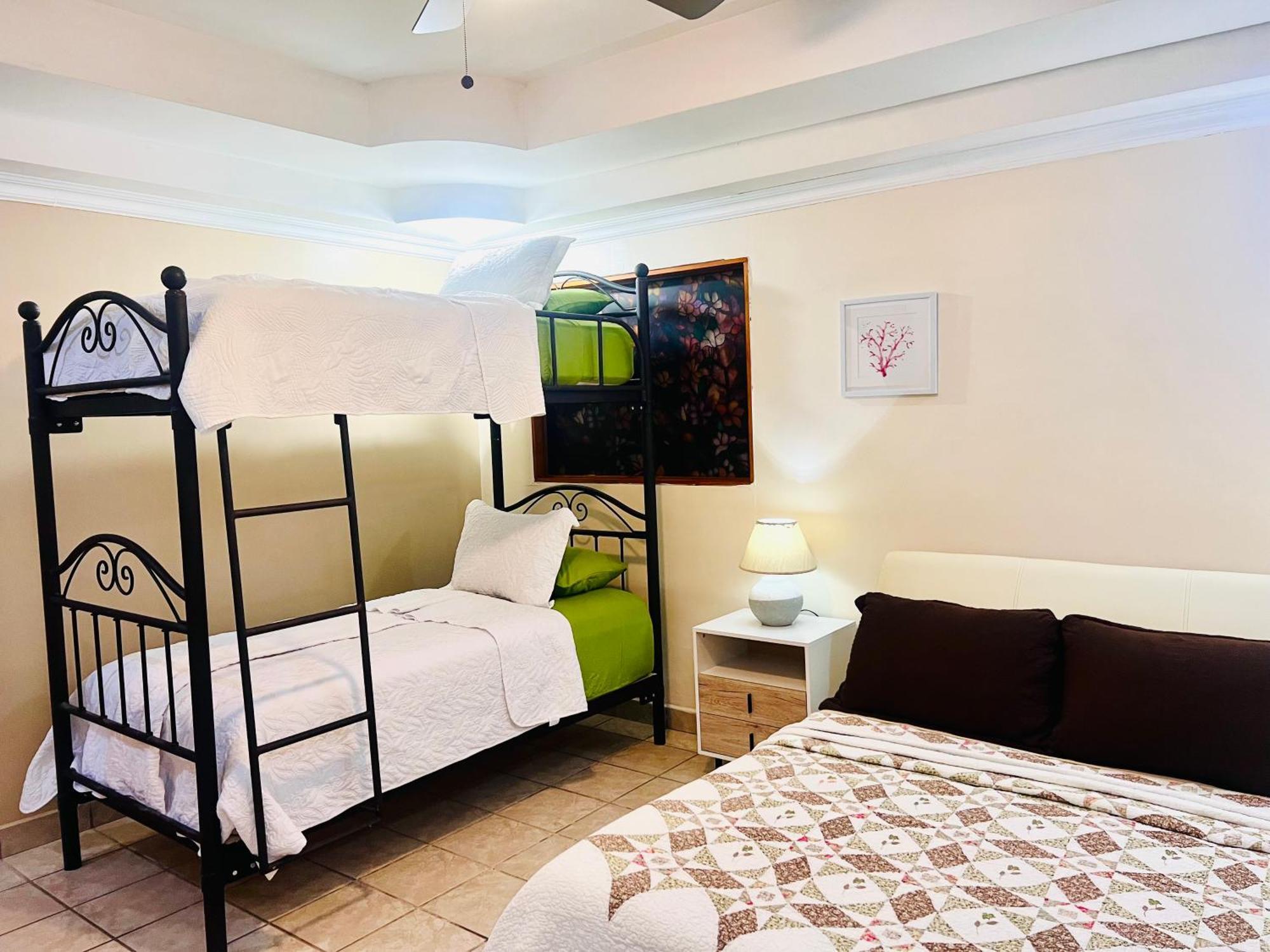 Casas Del Toro Aparthotel
