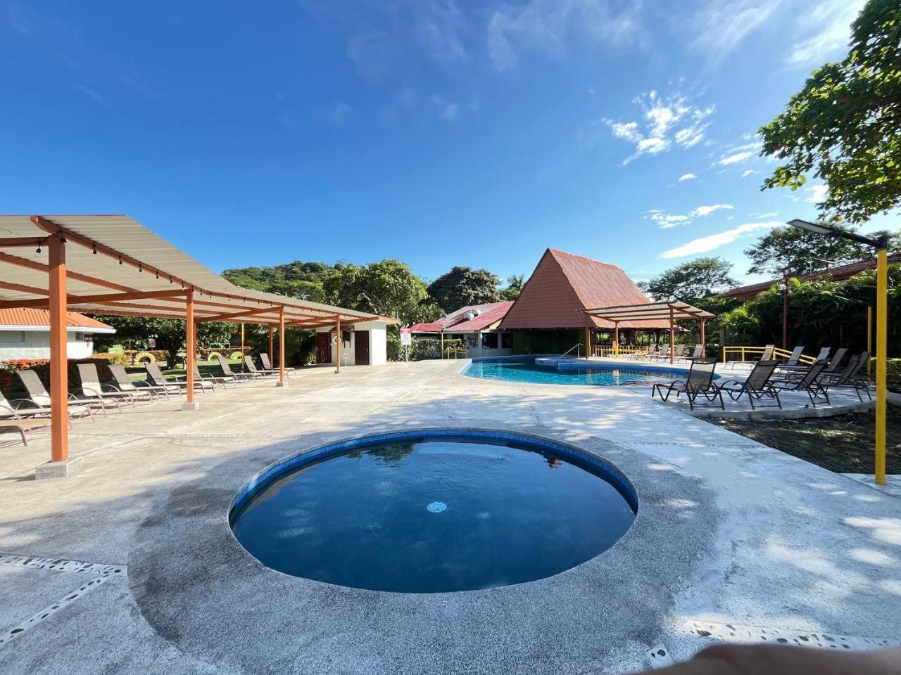 Nacazcol - Playas Del Hotel