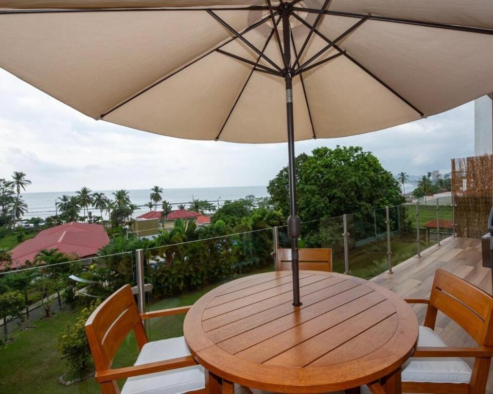 Beachfront Stunning Views * Jaco