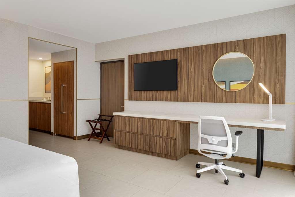 Hilton Garden San Jose Airport Mall Hotel Alajuela