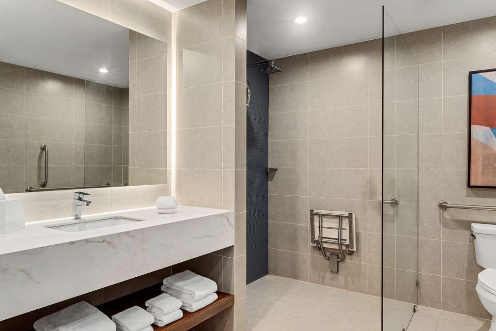 Hilton Garden San Jose Airport Mall Hotel *
