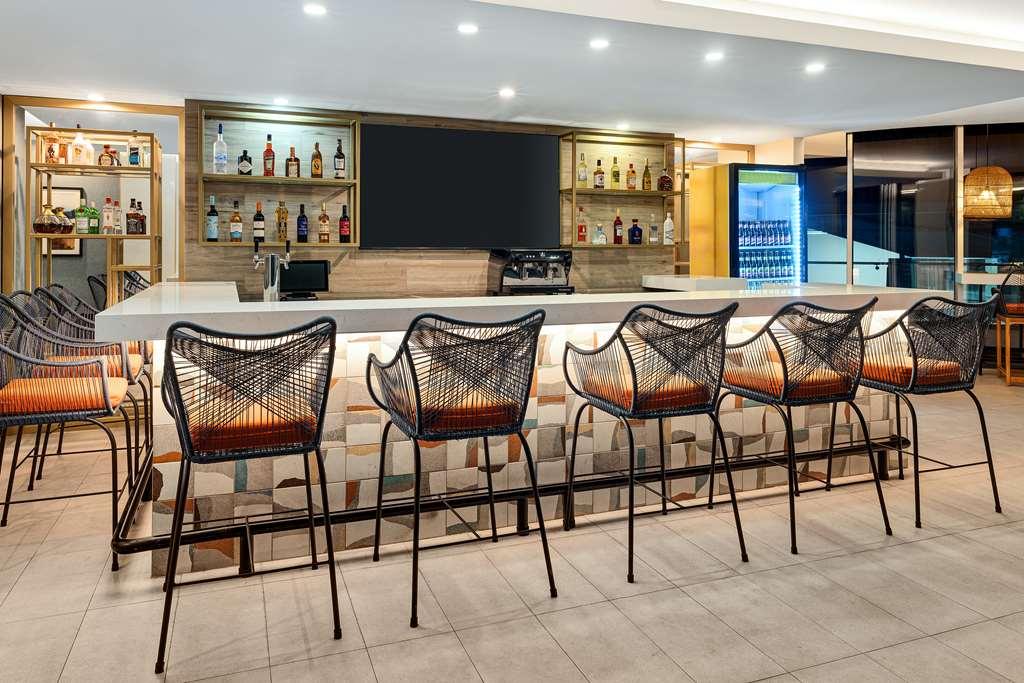 Hilton Garden San Jose Airport Mall