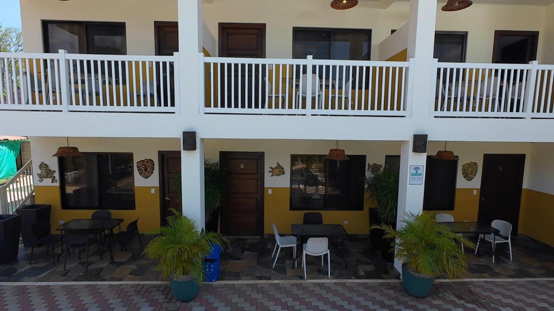 Hotel Cabinas El Colibri 3*