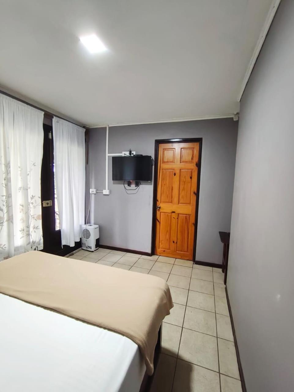 Avita Hotel Quesada (Alajuela)