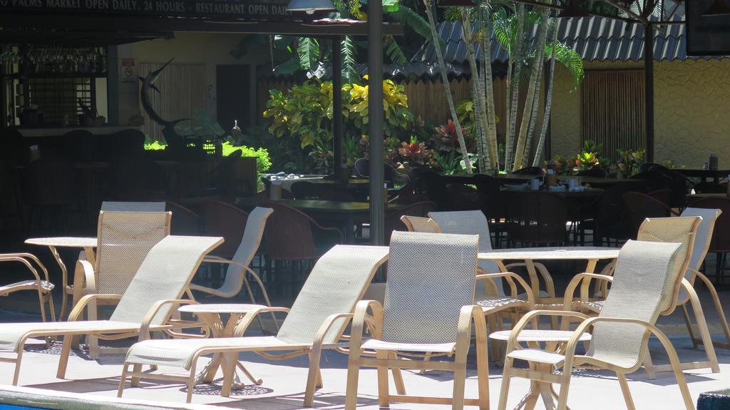 Coco Palms Hotel