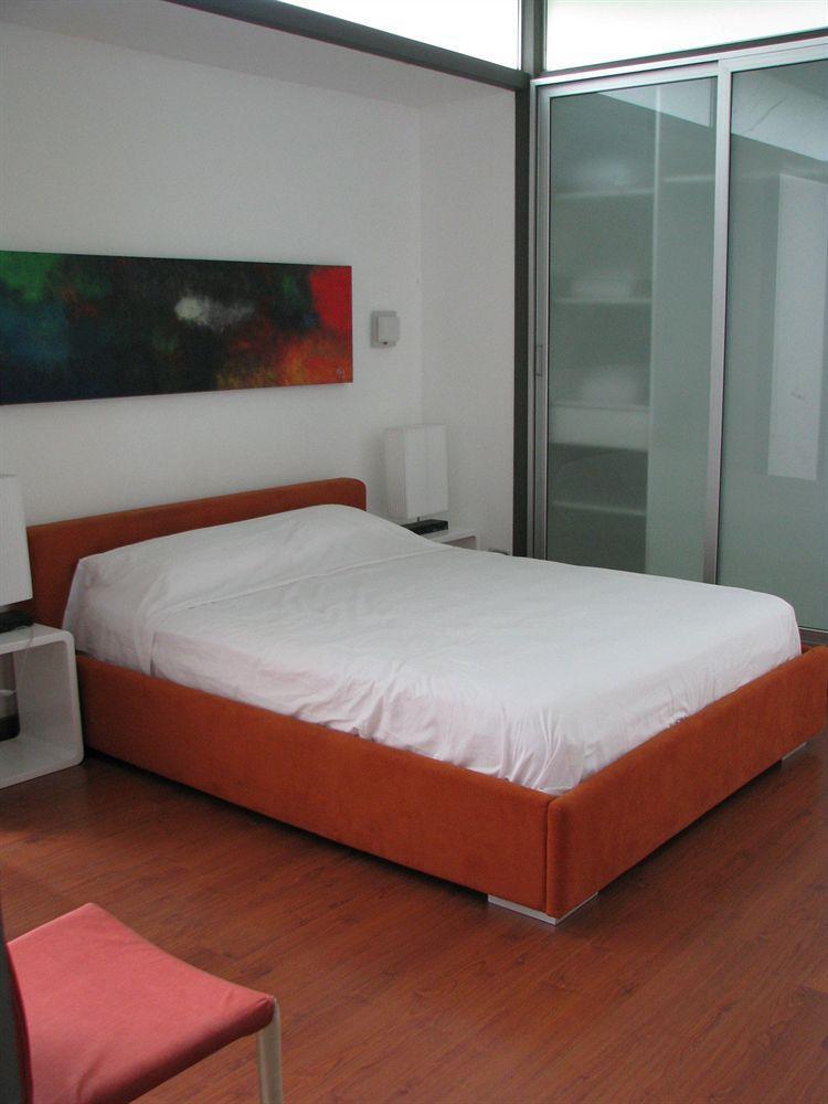 Hermosa Lofts Inn