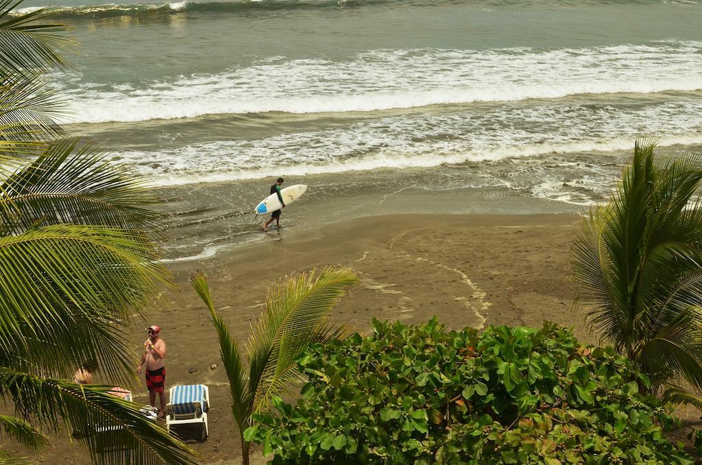 South - Beachfront Hotel