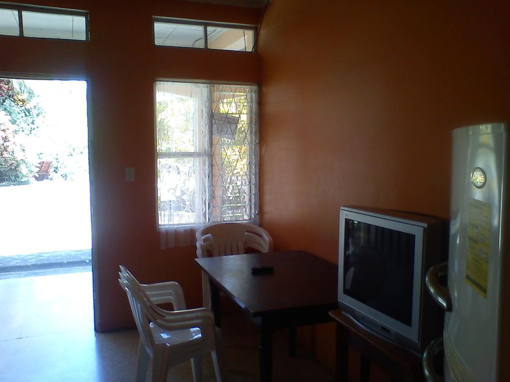 Hotel Cabinas Chale