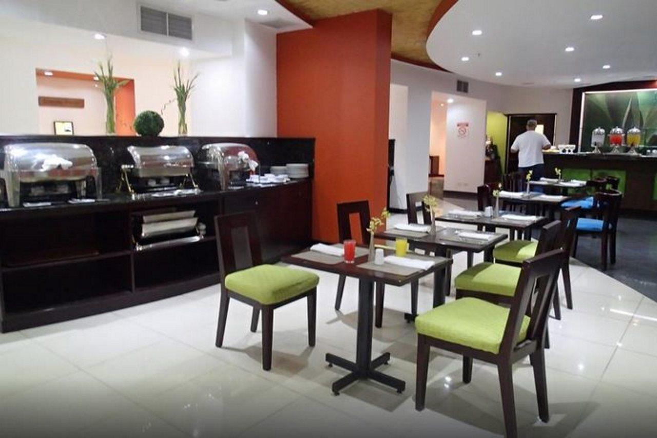 Hotel Holiday Express Forum Costa Rica By Ihg San Jose (San Jose)