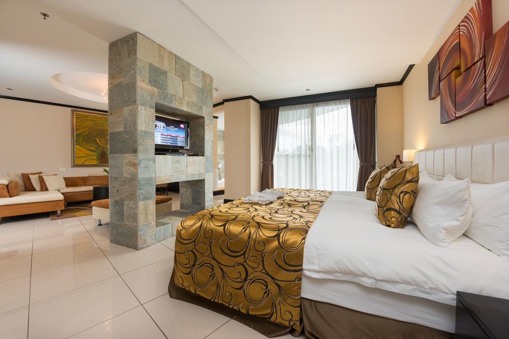 The Royal Corin Thermal Water & - Adults Only