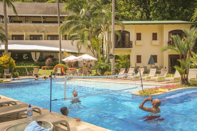 Club Del Mar Hotel 3*
