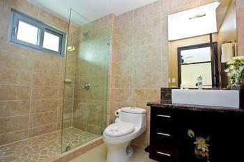 Aparthotel Diamante Del Sol Ocean Front, Paradise Cr *