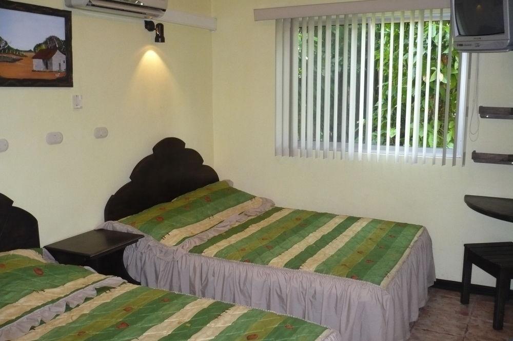 Mangaby Hotel Playa Hermosa (Guanacaste)