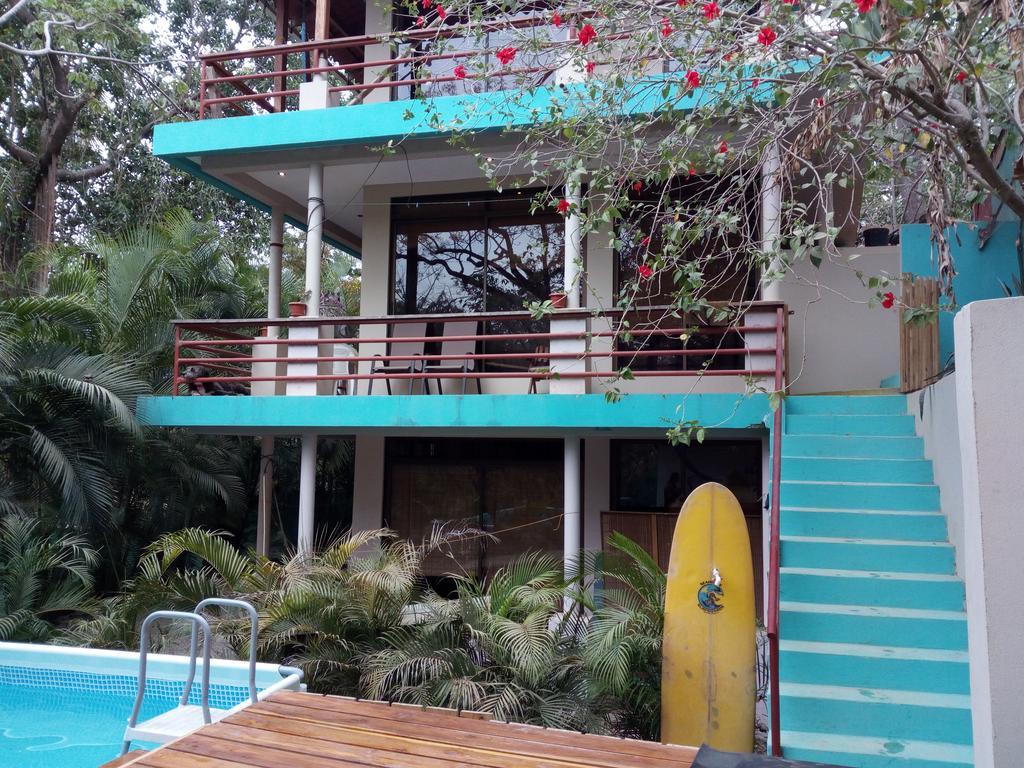 Chicama : Burnt Toast Surfcamp Nosara