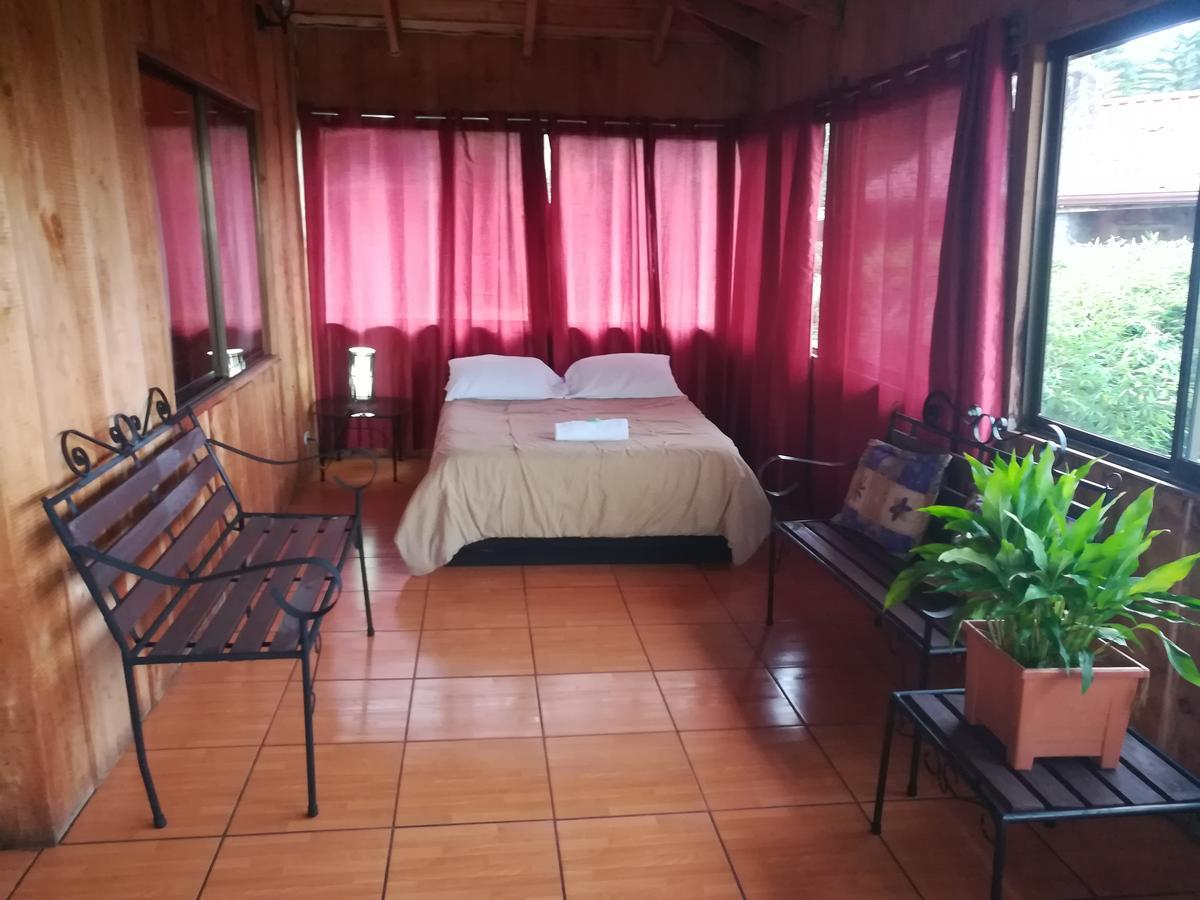 Volcanes Hotel *