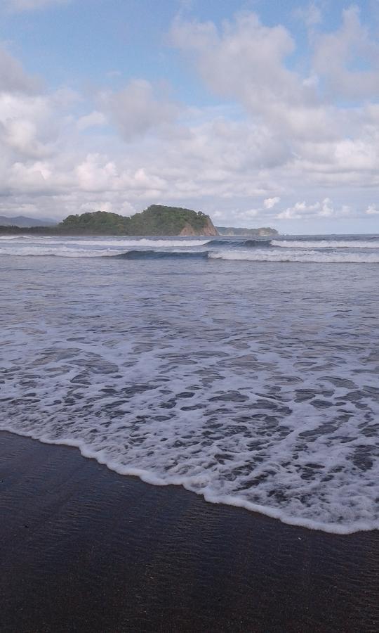 El Nido Rojo Samara