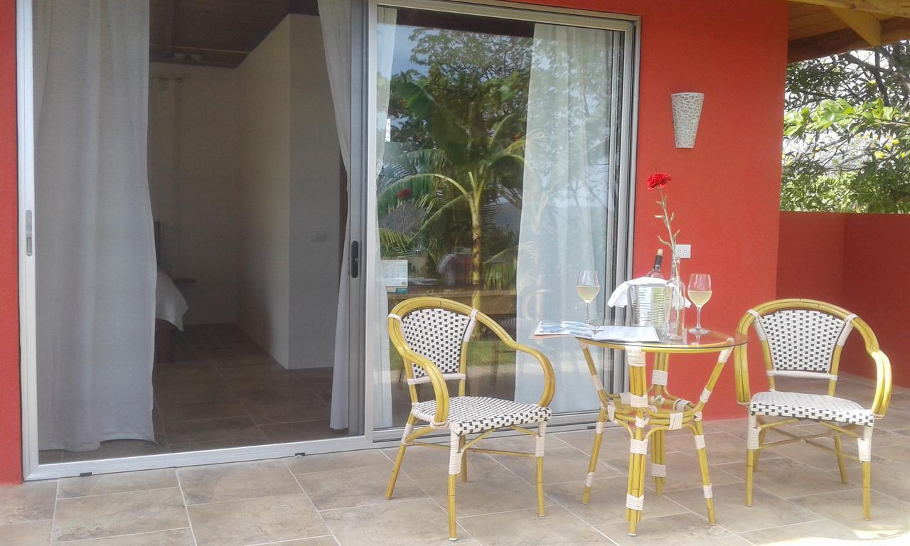 El Nido Rojo Bed & Breakfast