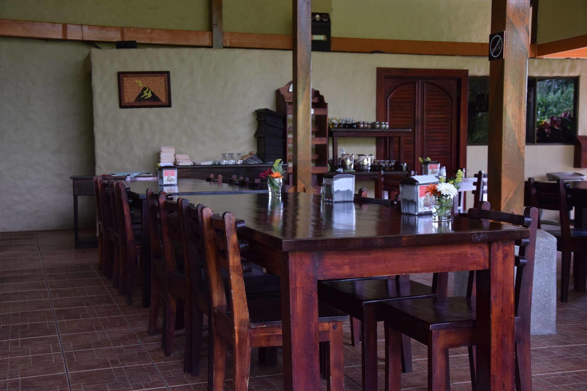 Hotel Arenal Volcano 3*