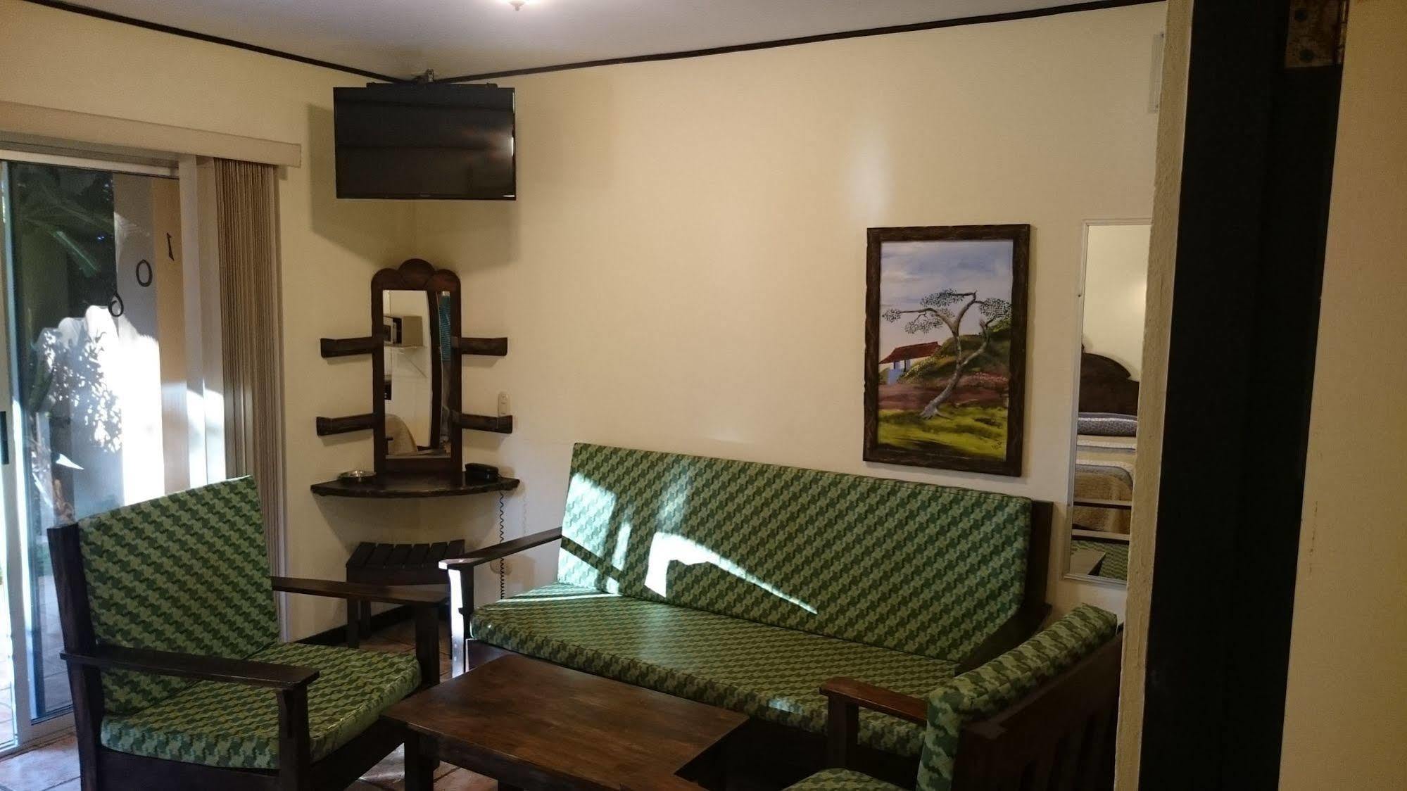 Mangaby Hotel