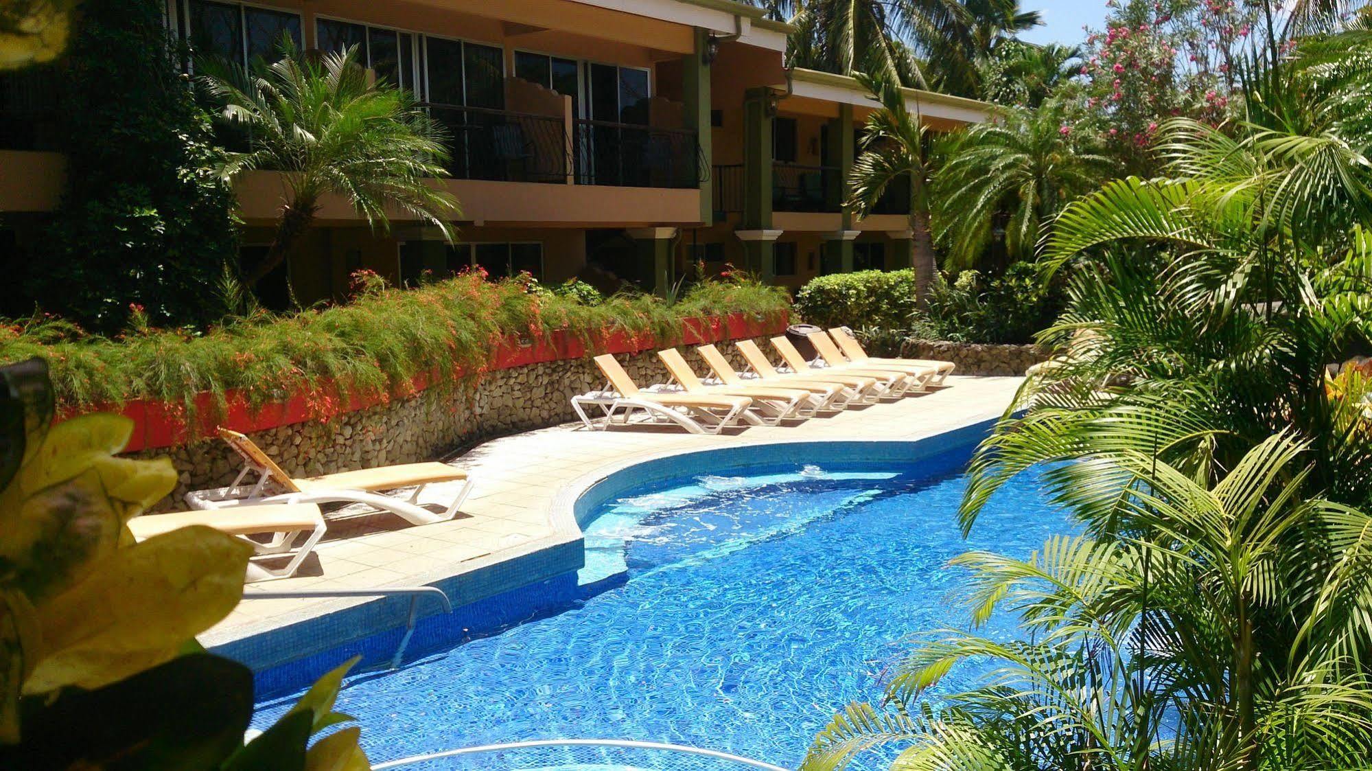 Mangaby Playa Hermosa (Guanacaste)