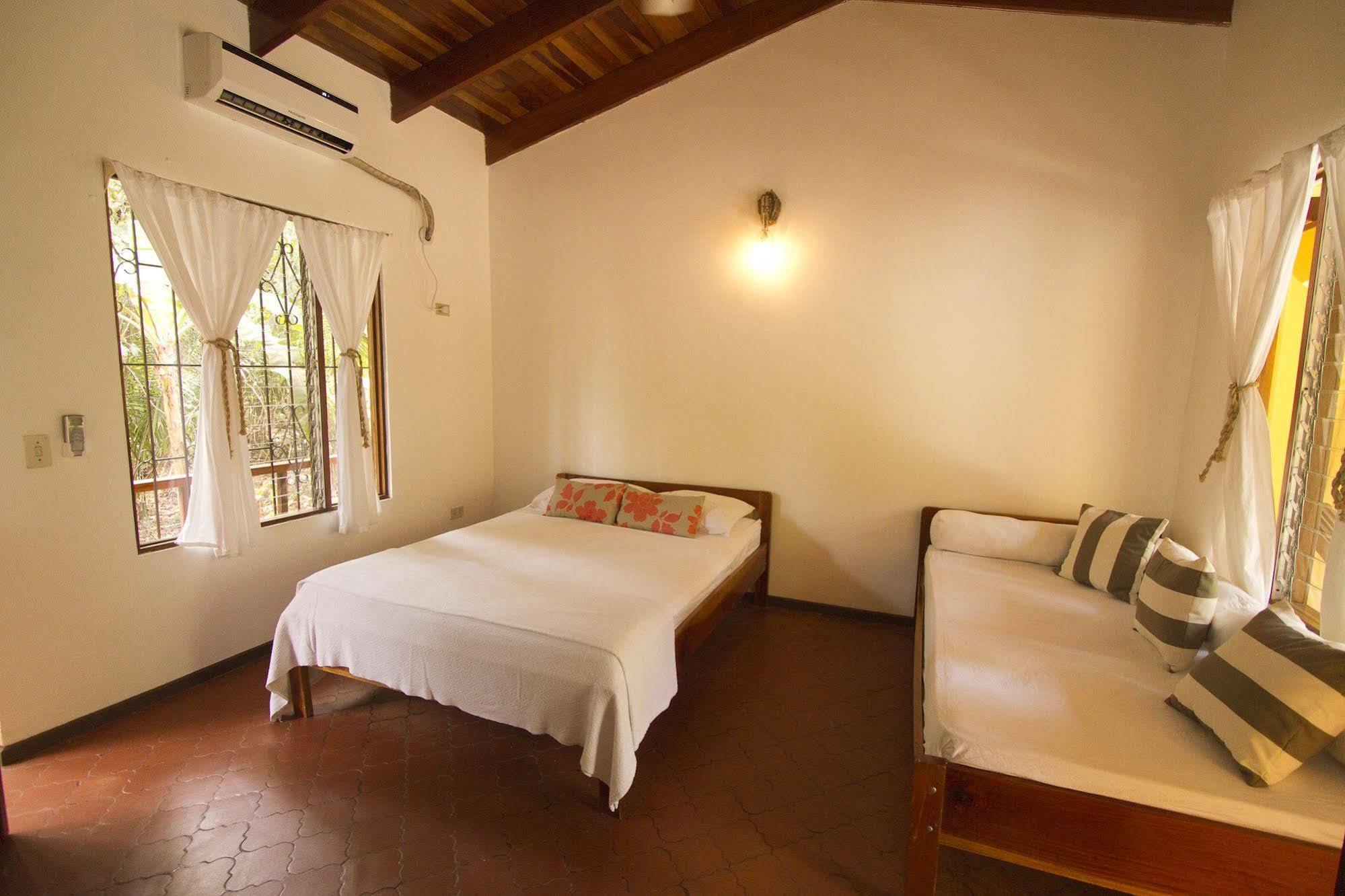 Hotel The Sunset Shack Nosara