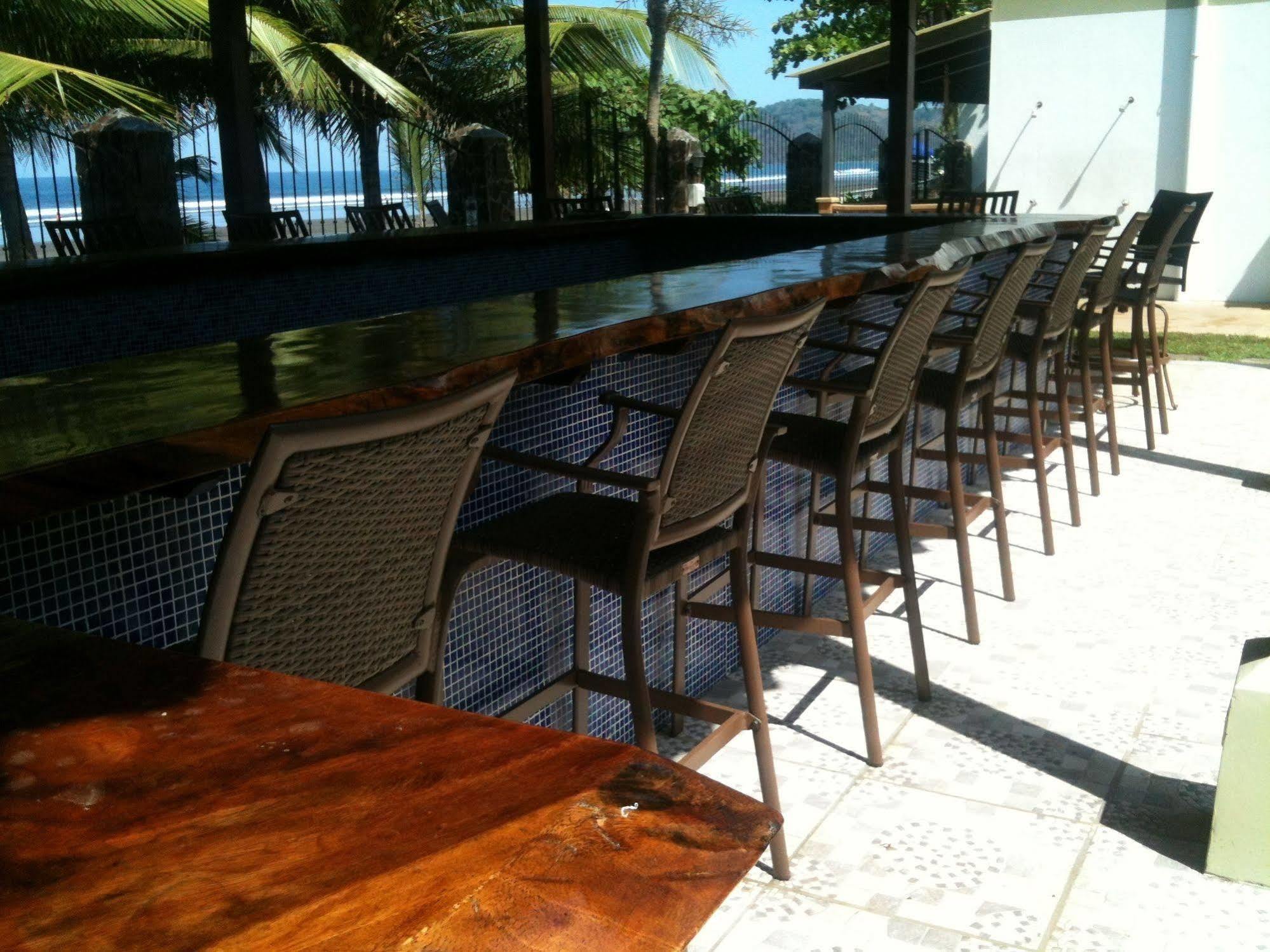 Hotel South - Beachfront