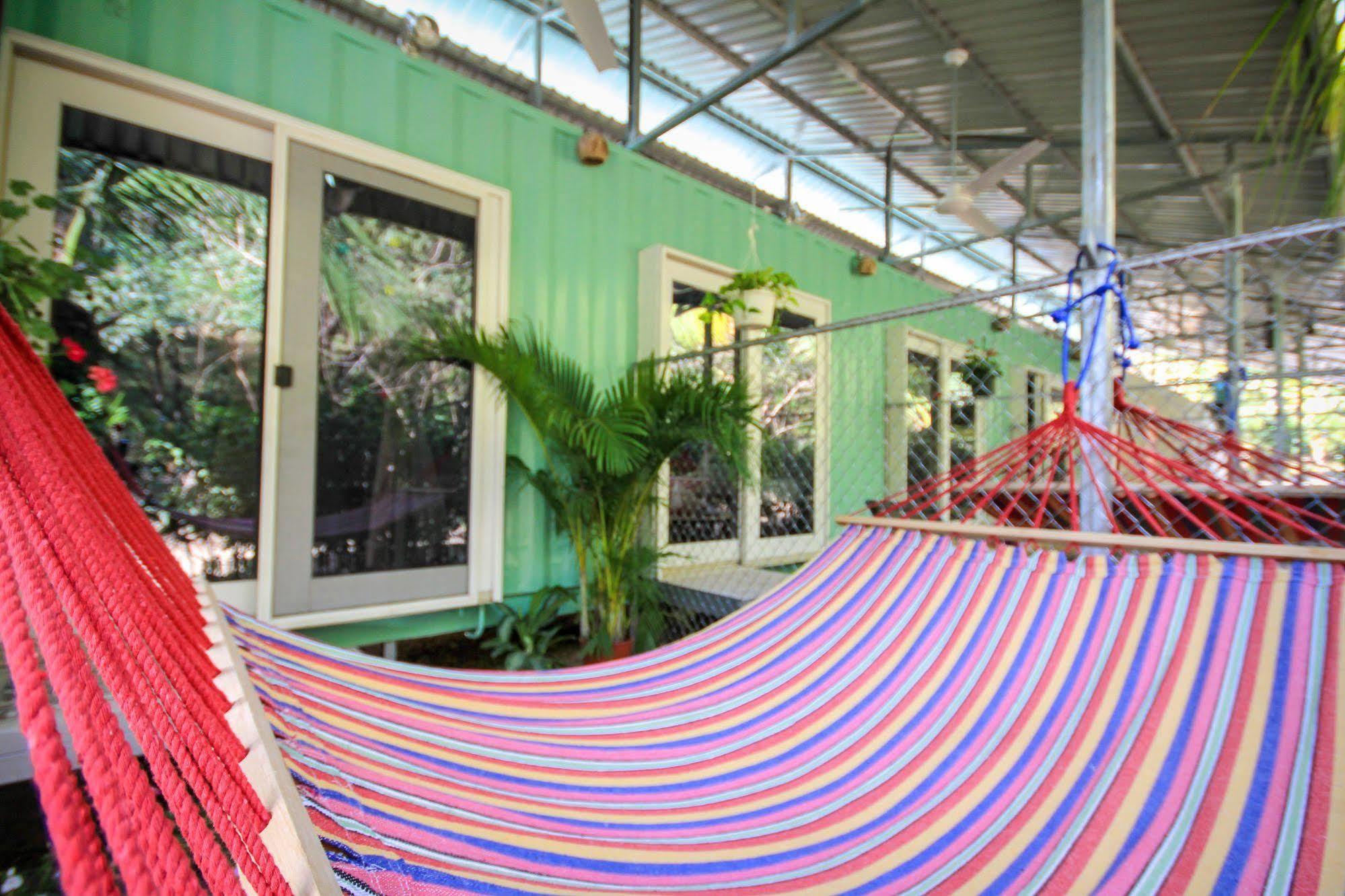 Hotel Jungle's Edge