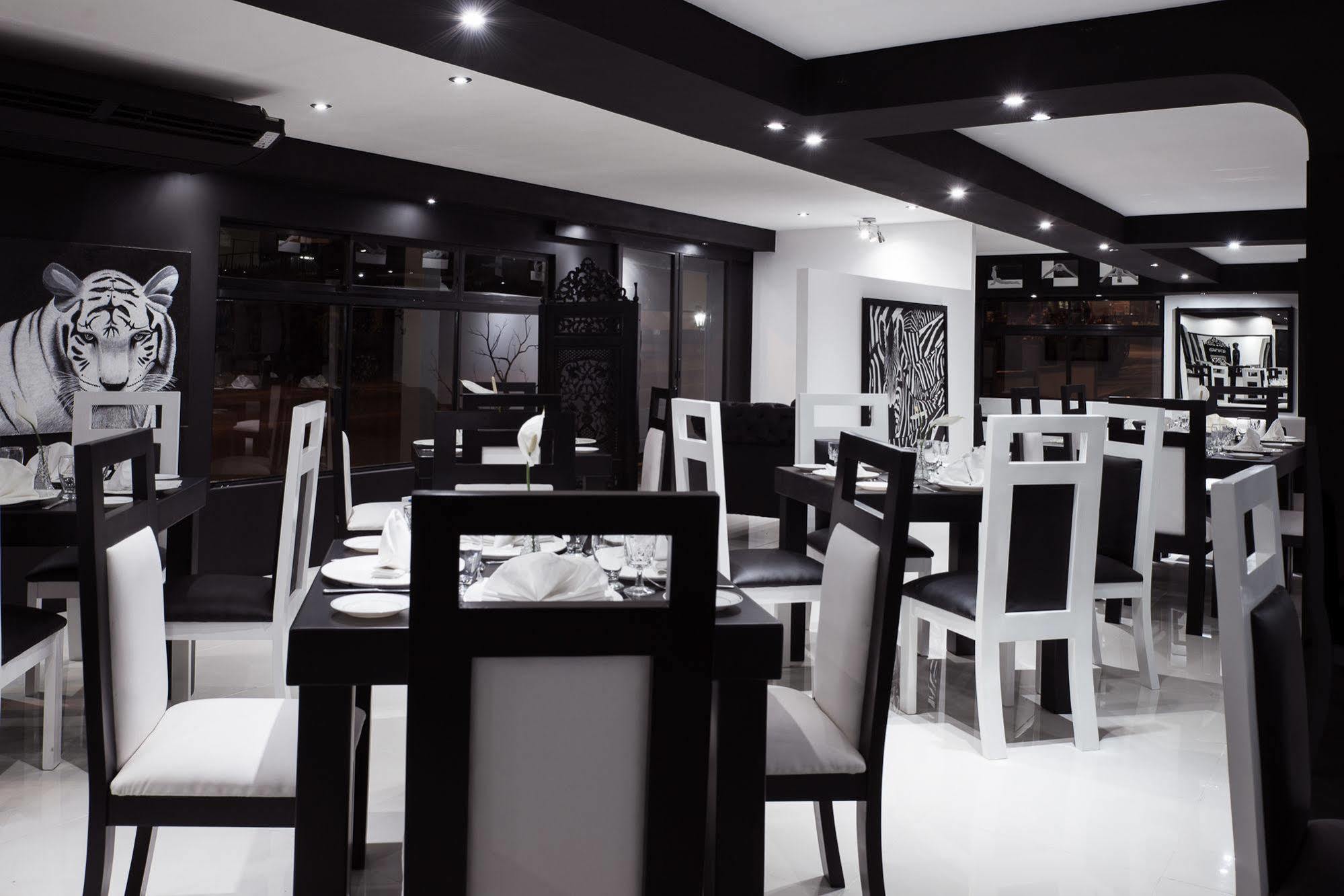 Tournon Hotel 4*