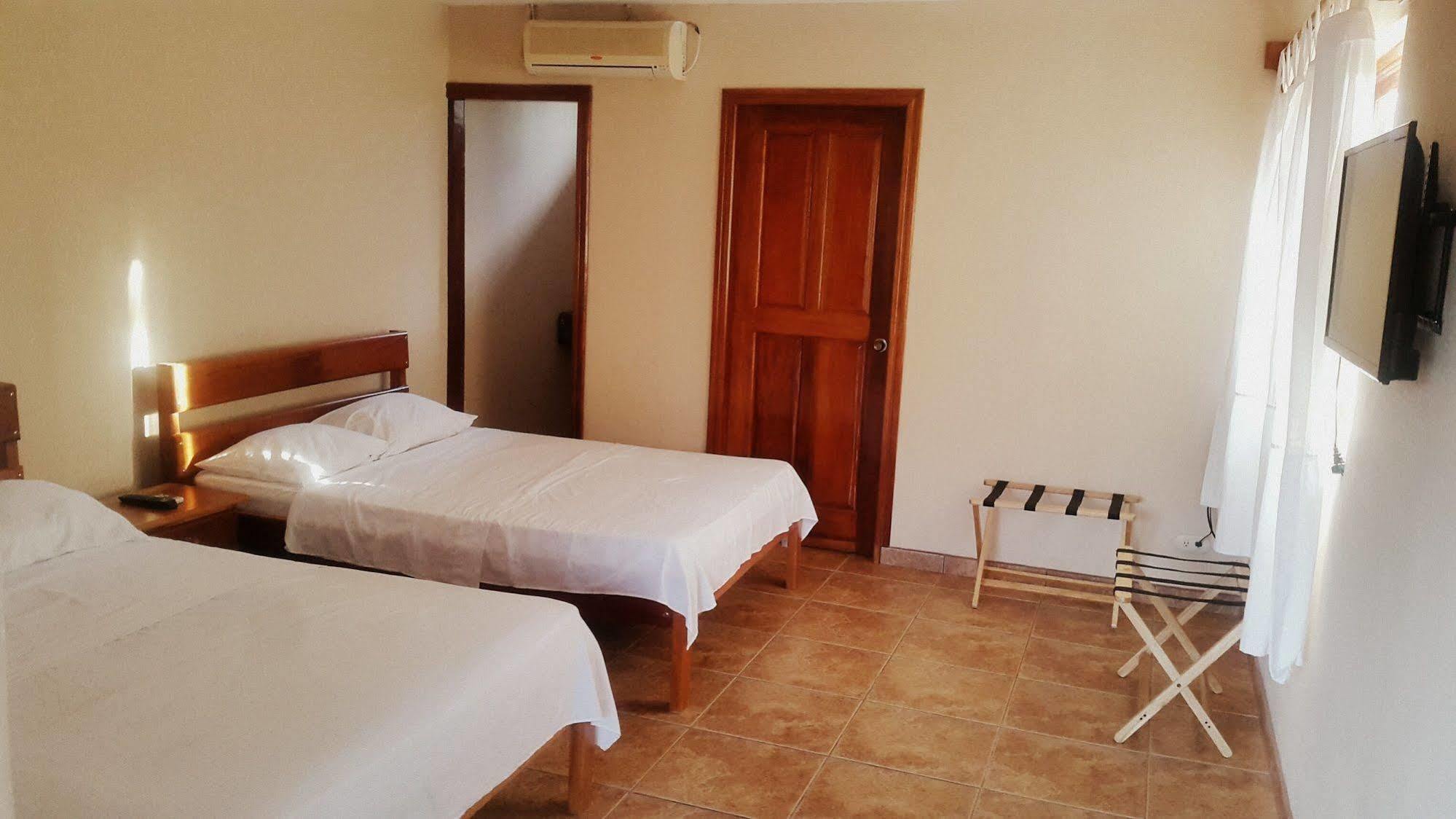 Palmeras Beach Hotel