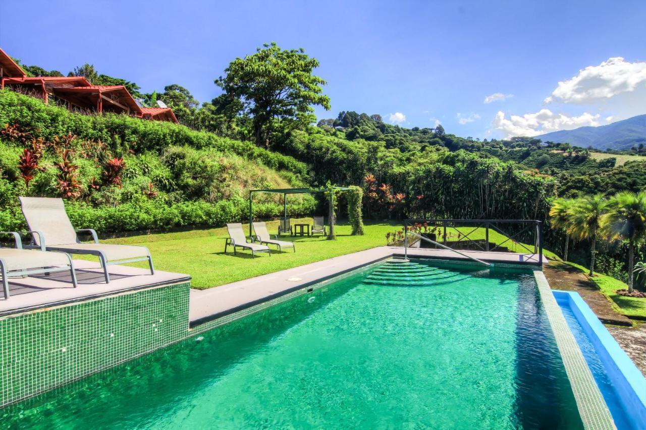 Mango Valley Hotel 3*