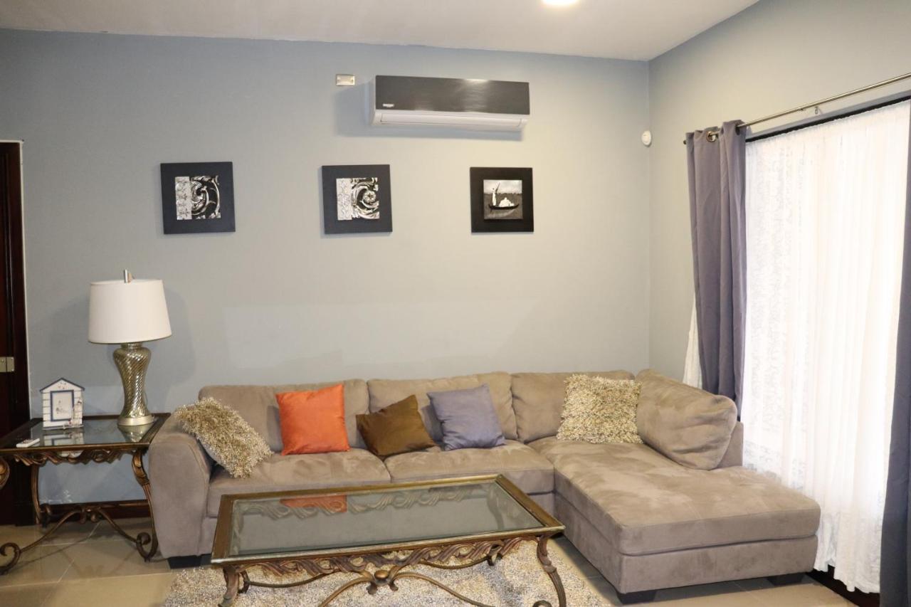 Apartment 11b Sol Quadplex *