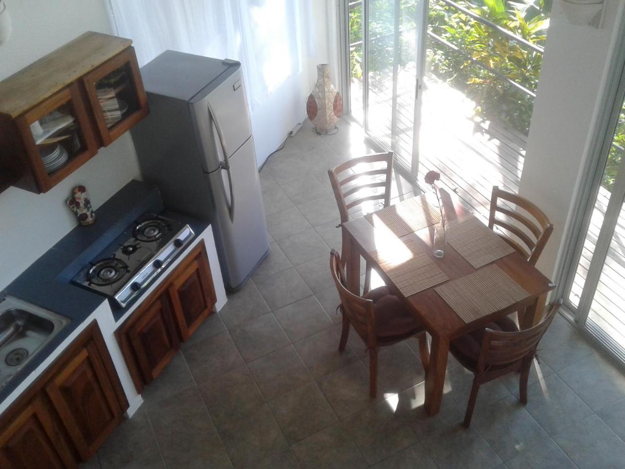 El Nido Rojo Bed & Breakfast