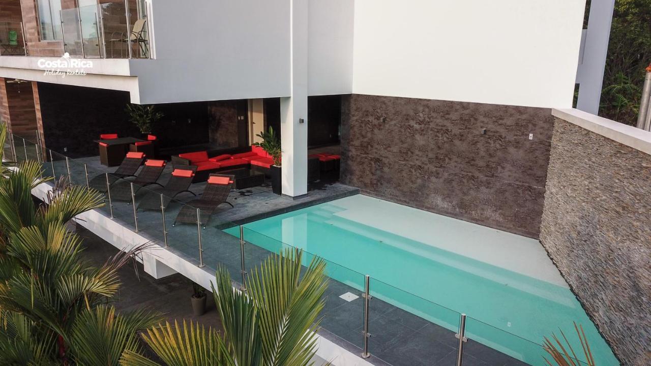 Sunset Boulevard Beachfront Apartment Jaco