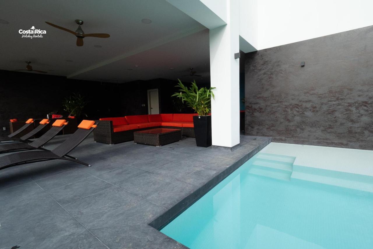 Sunset Boulevard Beachfront * Jaco