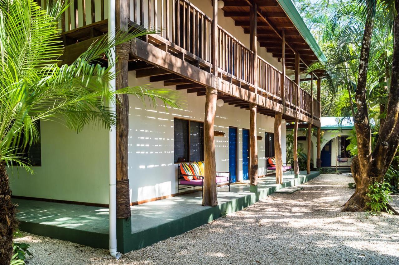 The Sunset Shack 3*