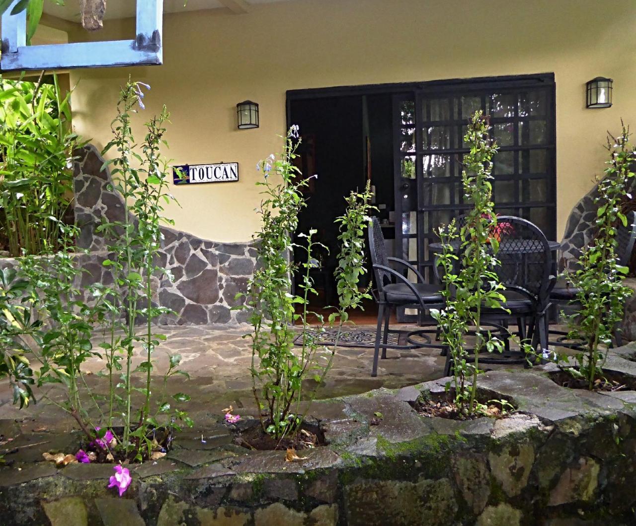 Pura Vida Bed & Breakfast