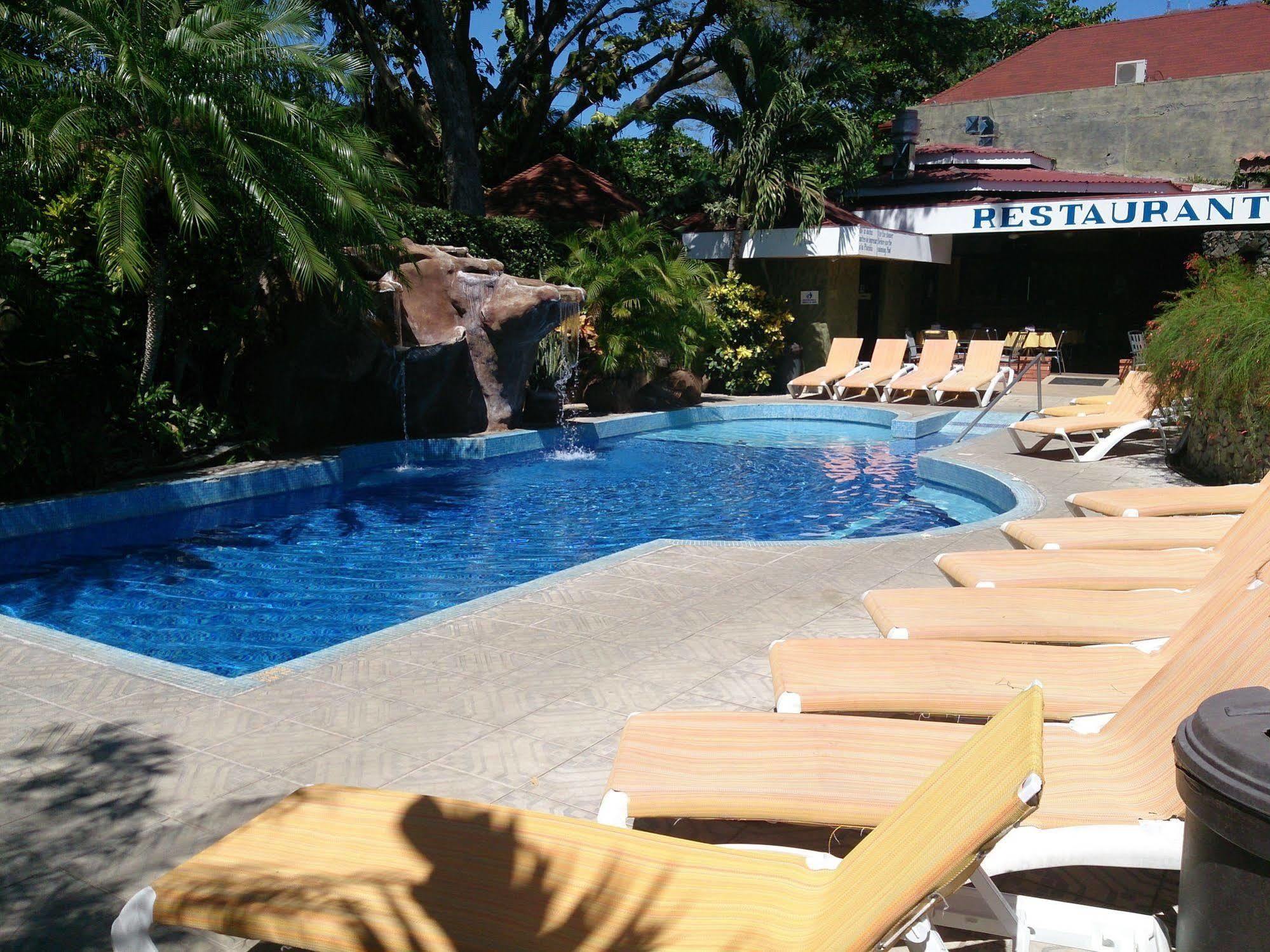 Mangaby Hotel