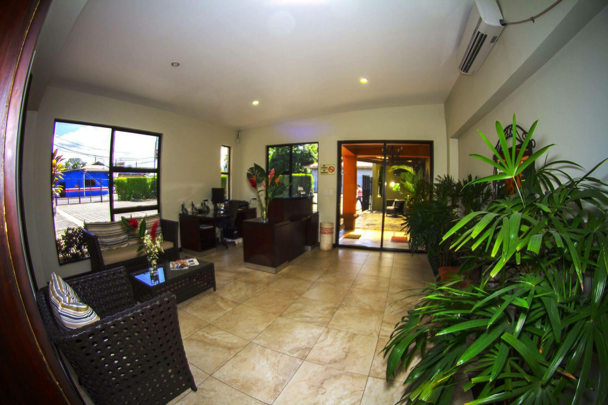 Iguana Hotel