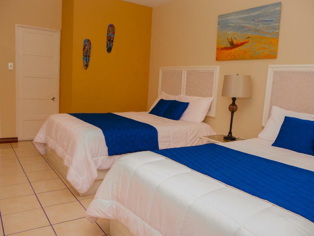 Aparthotel Bamboo Aeropuerto 2*
