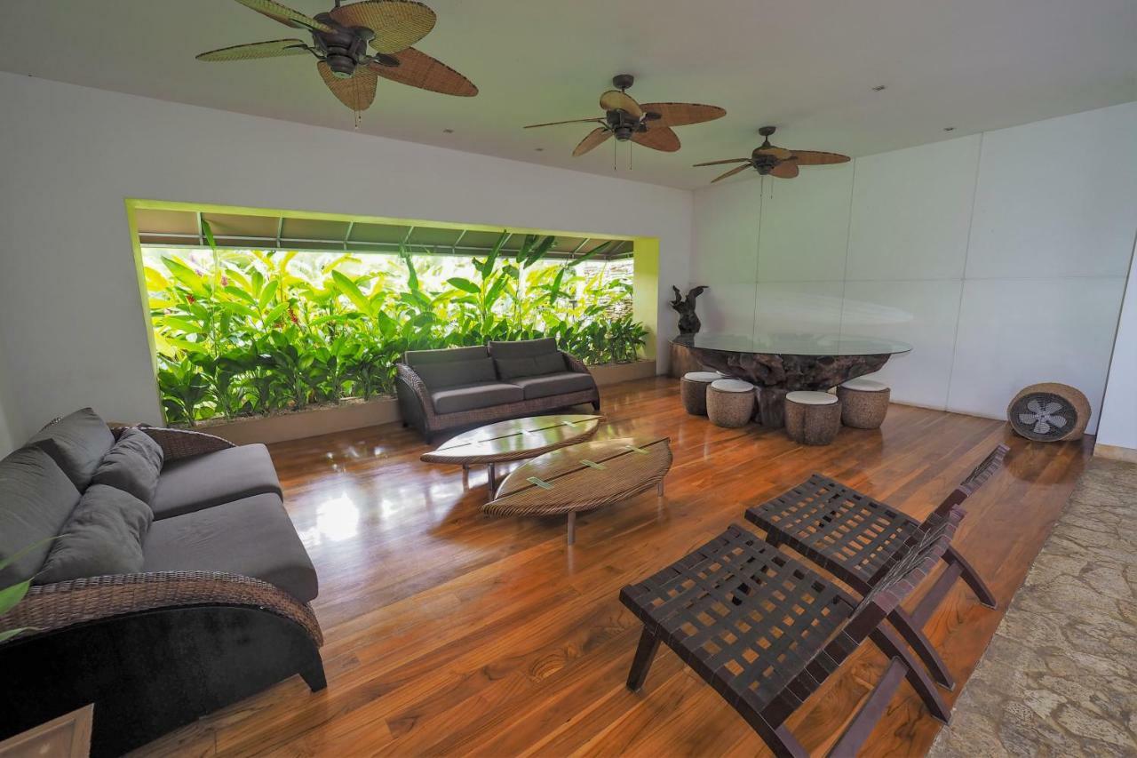 Apartment Ocean Terrace, Beachfront- A505 *