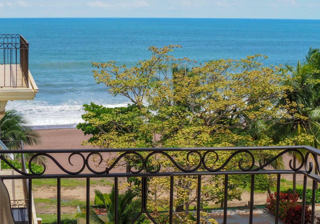 Ocean Terrace, Beachfront- A505 Jaco