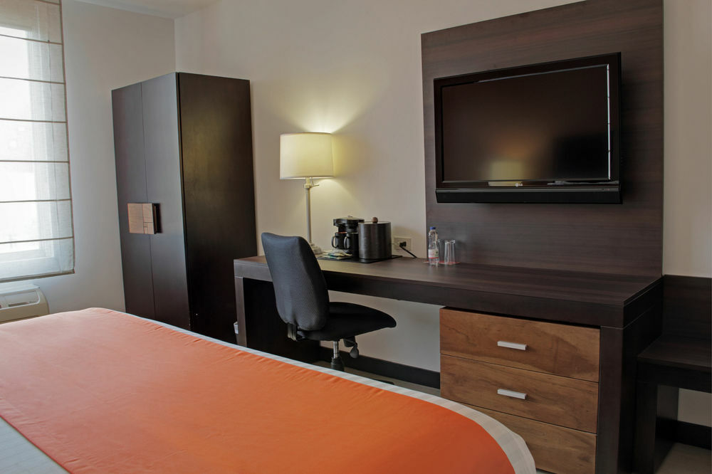 Hotel Holiday Express Forum Costa Rica By Ihg