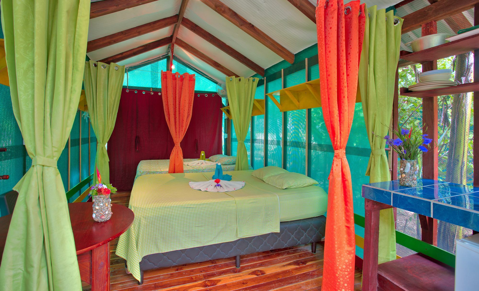 Jungle's Edge Hotel