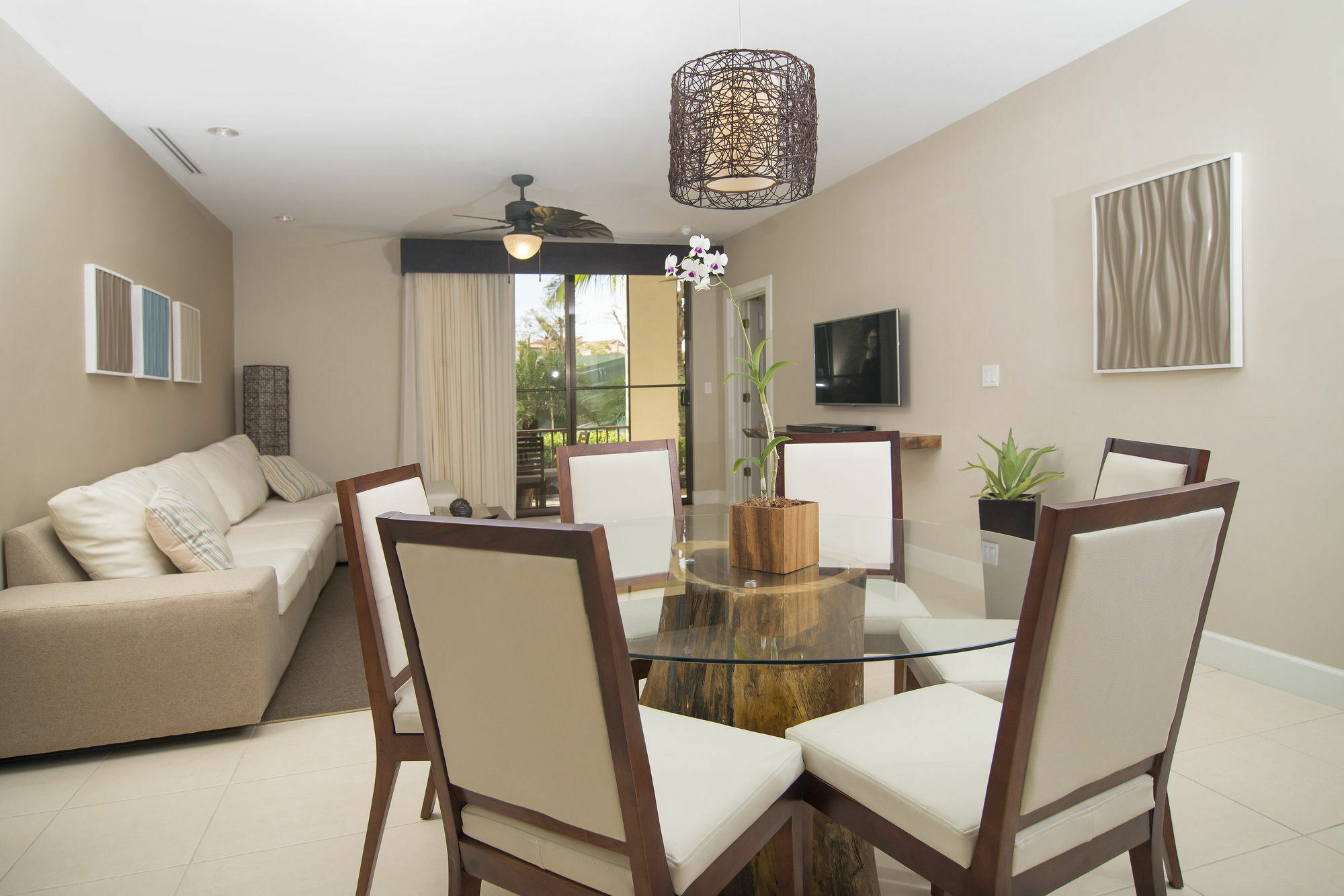 Apartment Breeze Private Club