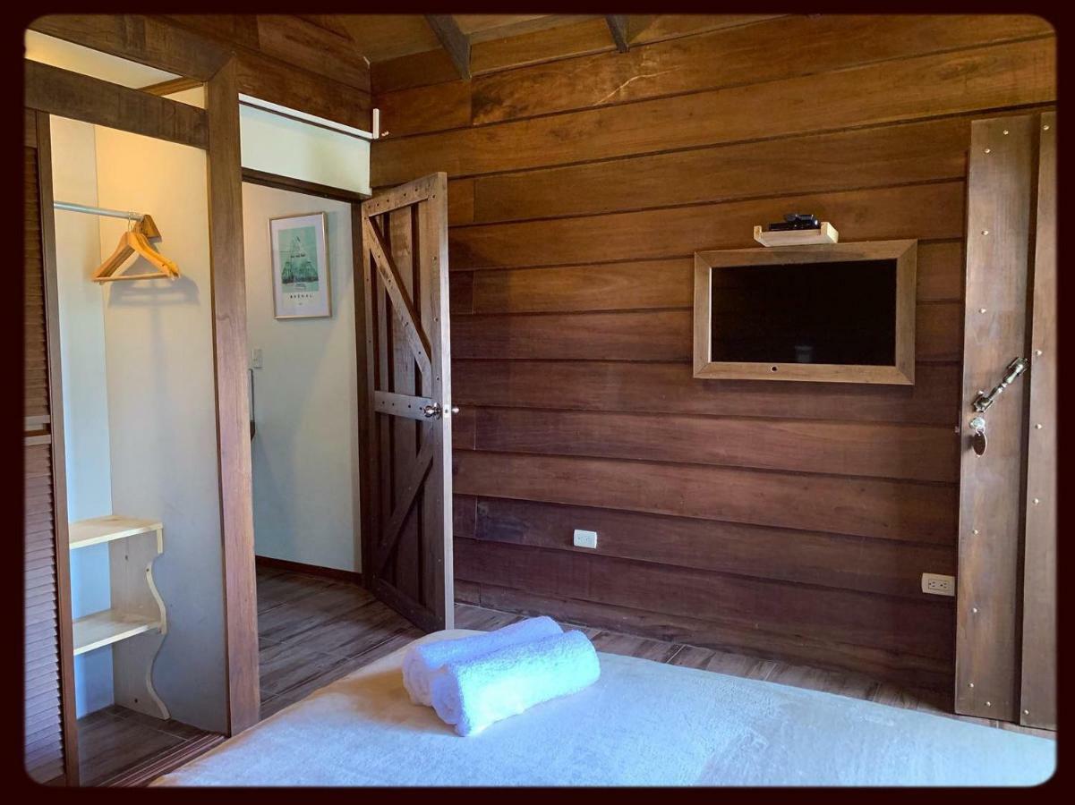 Chalet Waterfall La Fortuna